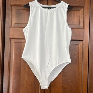 SHEIN curve 2x white tank bodysuit.